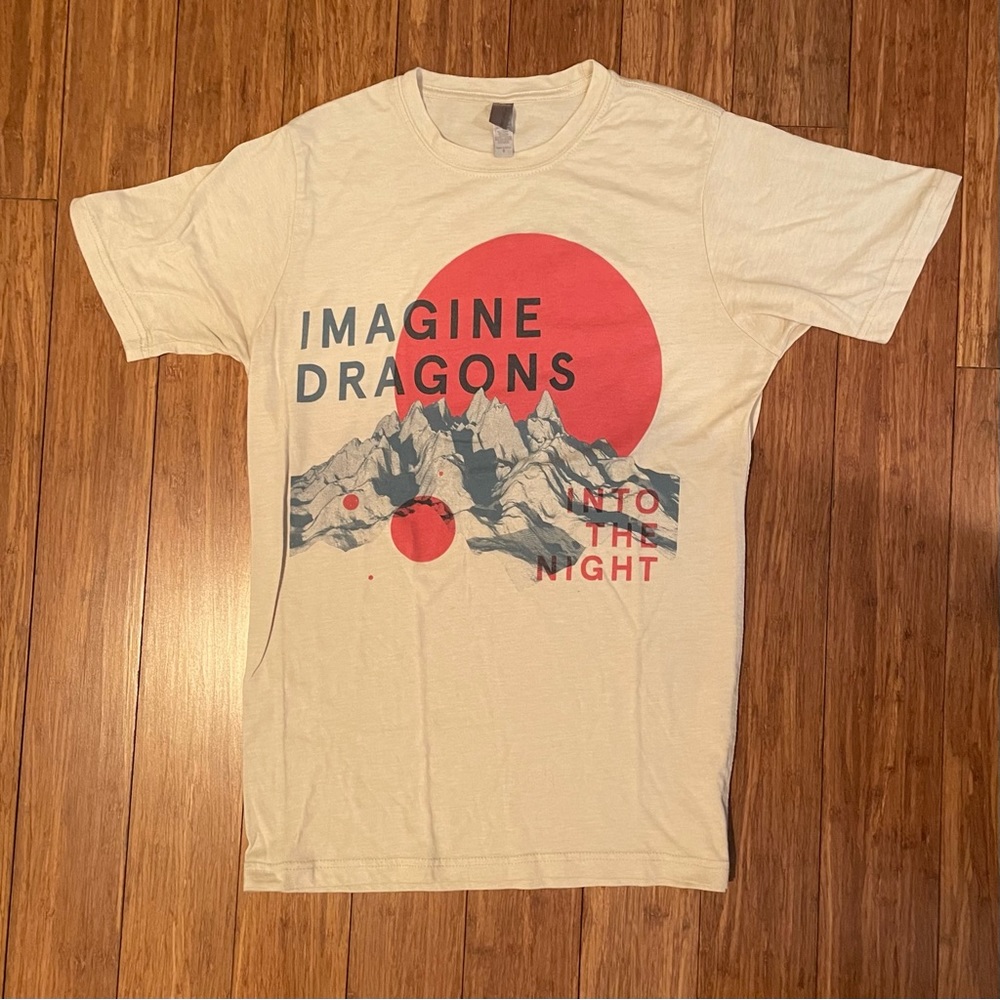 2014 Imagine Dragons concert t-shirt from Into The Night tour. Size S.